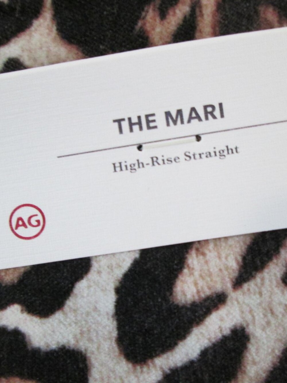 AG THE MARI HIGH RISE STRAIGHT LEOPARD JEAN Sz 26 NWT - Picture 8 of 10